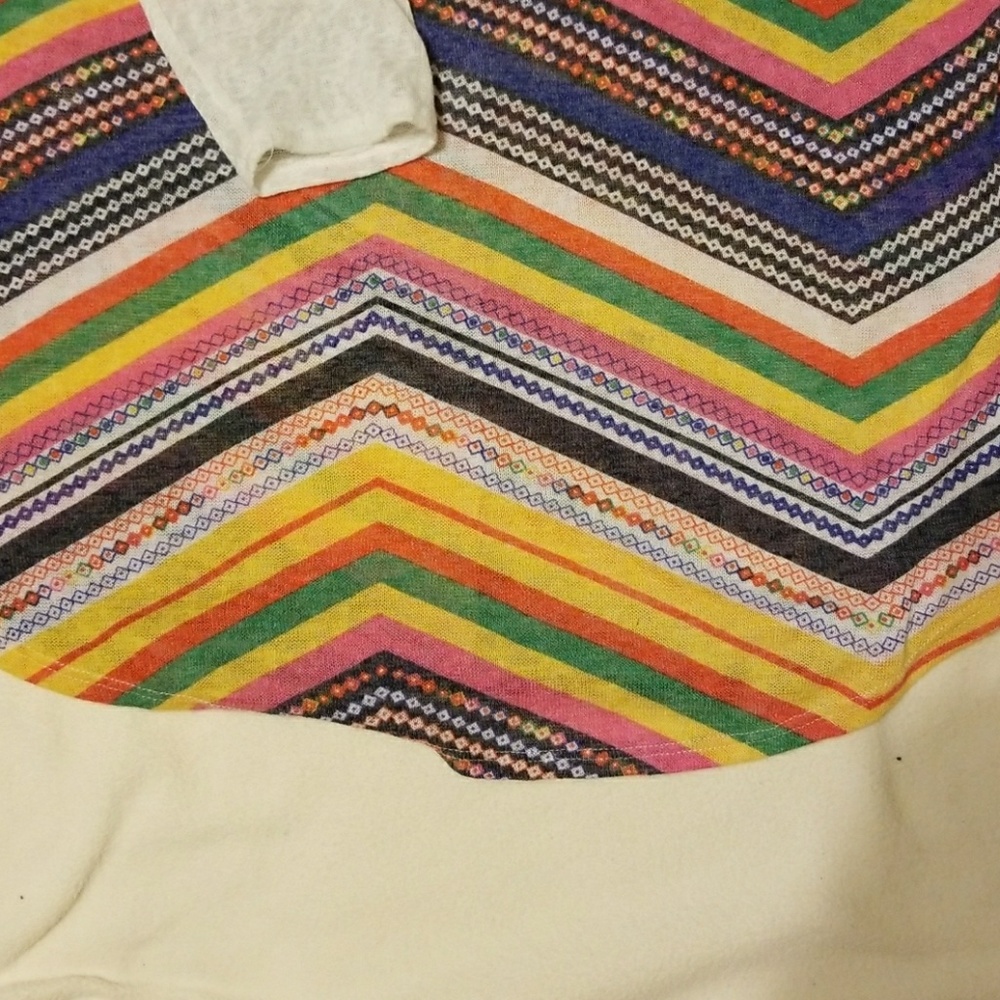 Colorful Top - Picture 3 of 7